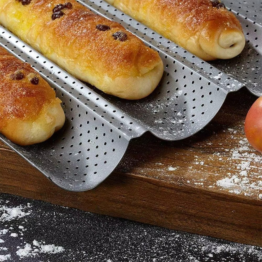Rench Baguette-Backform aus Kohlenstoffstahl mit Antihaftbeschichtung, perforiertes Brottablett für 2 bis 4 Laibe, Schwarz/Silber - Bild 4