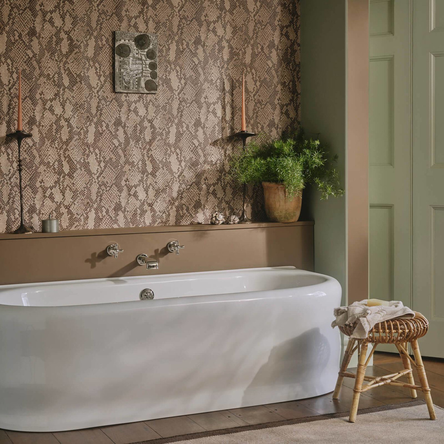 House of Hackney Tapete Cobra in Earth Brown mit Animal Print im Boho-Stil - Bild 1