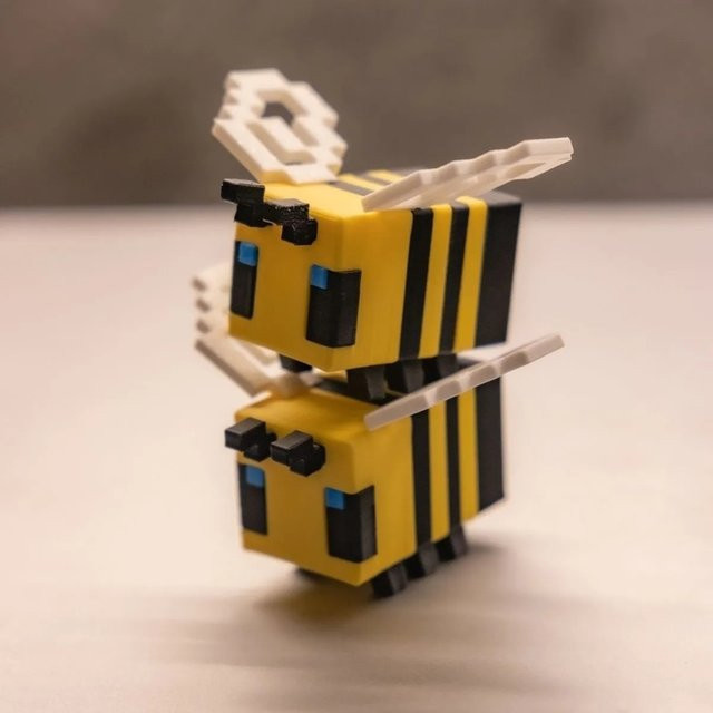 DUODUOBAO 3D-Gedruckte Pixel-Biene, Actionfigur, gelb, gestreift - Bild 1