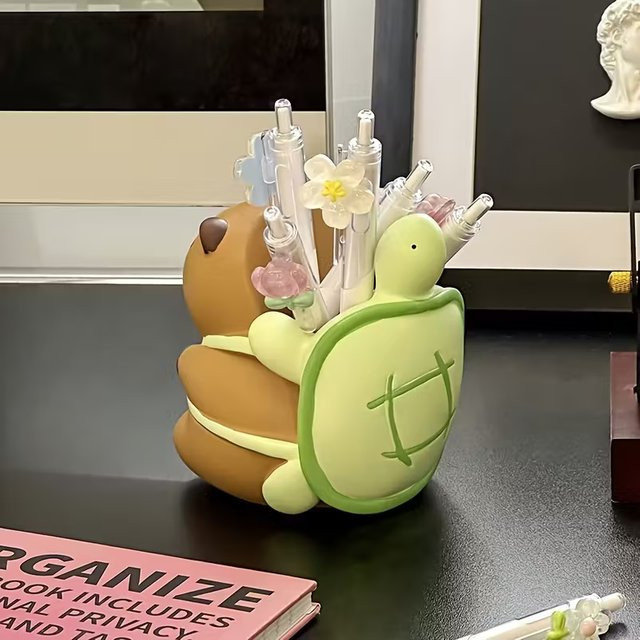 Capybara-Schildkröten-Stifthalter aus Kunststoff als Organizer und Schreibtisch-Dekoration - Bild 1