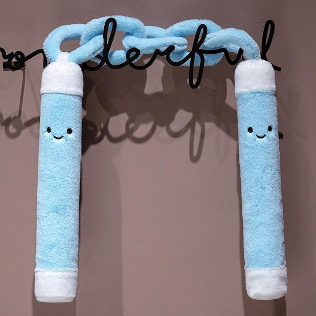 Yiran toy Cartoon Nunchaku Plüschtier, Plüschpuppe, bunt, 85cm - Bild 1