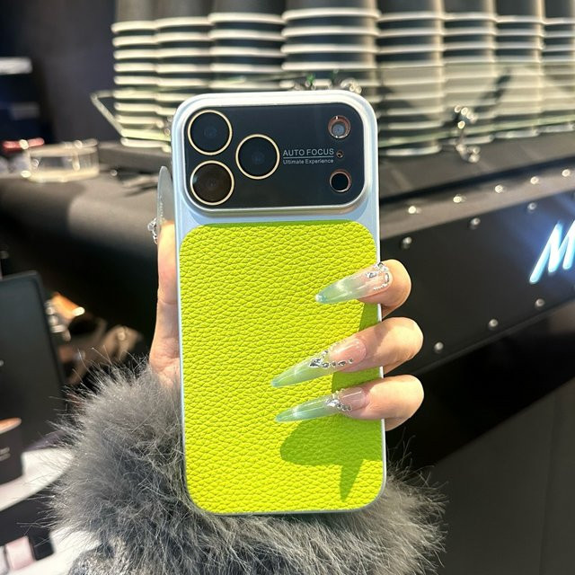 Stoßfeste Apple iPhone Handyhülle aus mattem Lychee-PU-Leder in Schwarz mit großem Fenster und rutschfester Abdeckung - Bild 1