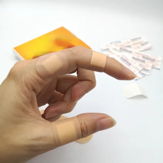 100 Stück Baby-Pflaster beige, wasserdicht und atmungsaktiv, selbstklebende Wundpflaster für Kinder - Bild 1