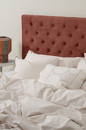 SKENE Kopfteil Jotex gepolstertes Wandpaneel aus Stoff und Holz in Rot und Braun, Breite: 160 cm, Höhe: 122 cm, Tiefe: 10 cm - Bild 1