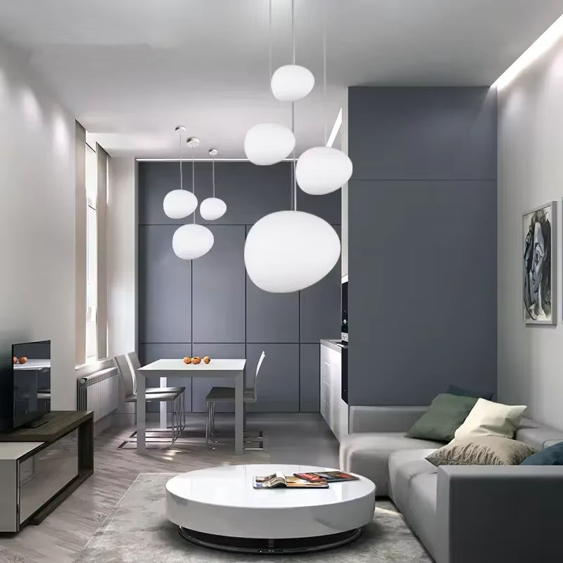 Foscarini Gregg Pendelleuchte aus Glas in Transparent oder Weiß als runde Globus-Hängeleuchte für dein Wohnzimmer - Bild 5