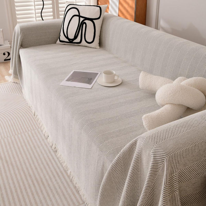 Your Warm Home Sofaüberwurf aus Jacquard-Chenille mit Quasten in Dunkelgrau, B/T: 180 x 130 cm - Bild 2