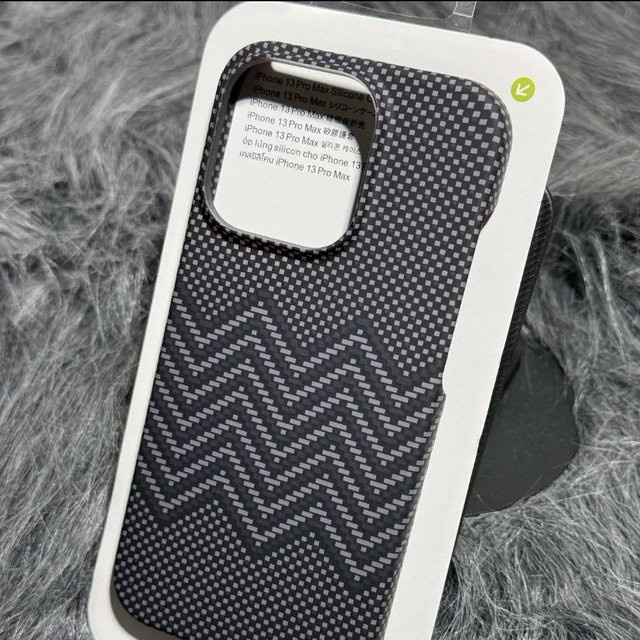 YULIN Handyhülle mit mattem Wabenmuster aus Carbonfaser für iPhone 15 14 13 12 11 Pro Max in Schwarz - Bild 1