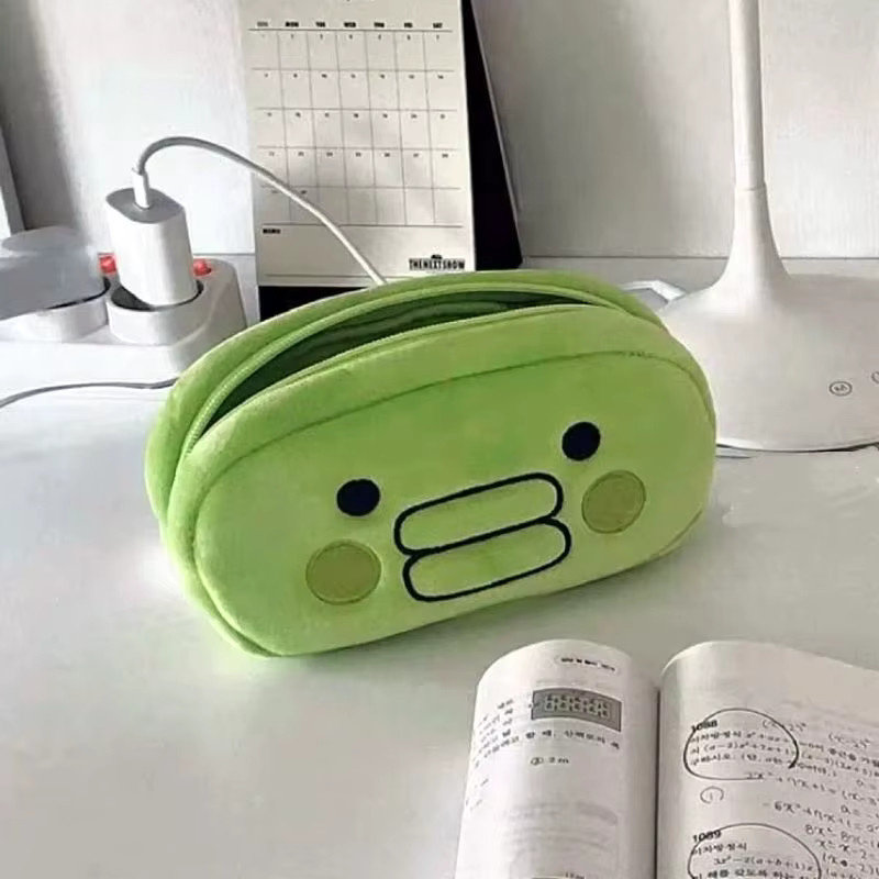 Bandai Tamagotchi Federmäppchen mit Mametchi und Kuchipatchi Motiv als flaches Textil-Etui für Schreibwaren und Make-up - Bild 1