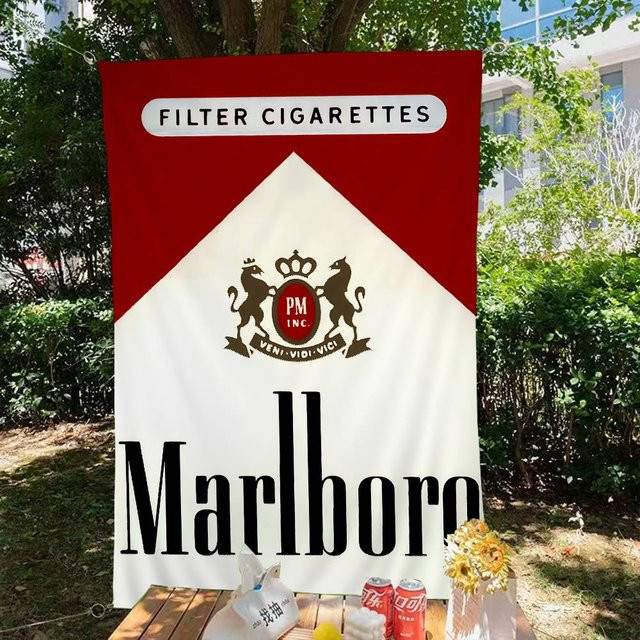 Potdemiel Retro Marken-Banner Marlboro im Vintage-Stil, rot, Textil, 70 x 50 cm - Bild 1