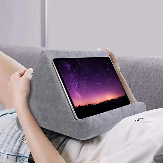 Xnyocn Multifunktionaler Tablet-Ständer mit Schwamm-Kissen für iPad, Samsung und Huawei, Lesehalter und Betthalterung, Farben: Pink oder Grau - Bild 1