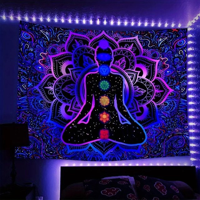 VIKAMA UV-reaktiver Chakra-Wandteppich mit psychedelischem Mandala Design in Multicolour für dein Yoga-Zimmer oder Schlafzimmer - Bild 1