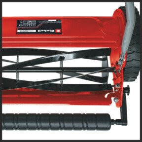Einhell Hand-Rasenmäher GC-HM 300 Spindelmäher in Rot-Schwarz mit abnehmbarem Grasfangkorb - Bild 2