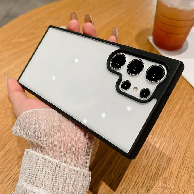 Schützende Silikon-Handyhülle mit Trageriemen für Samsung Galaxy S25 Ultra, S24 FE, S23 und S26 Ultra in Schwarz - Bild 1