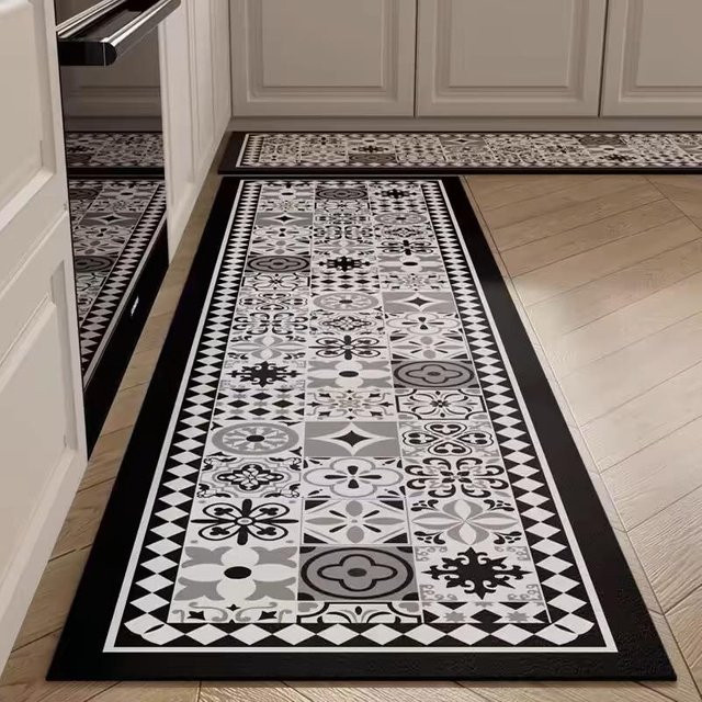 Saugfähige und rutschfeste Kieselgurmatte von Binchi Furniture in Schwarz, modern und floral, B/T: 40 x 60 cm oder 40 x 120 cm - Bild 1