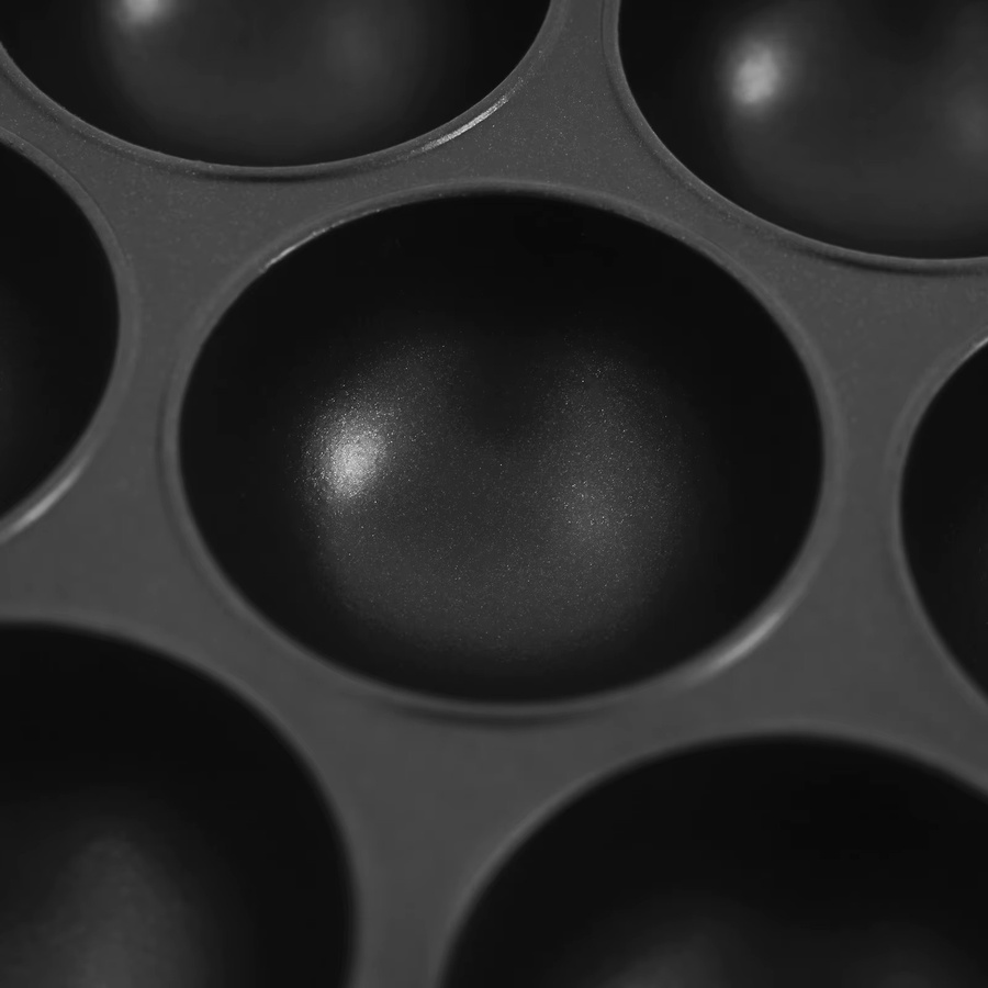 Bymaocar Antihaftbeschichtete 7-Loch Takoyaki-Backform in Schwarz mit Griff für Omelett und Kuchen - Bild 3