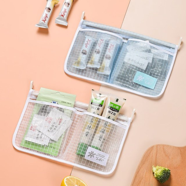 Multifunktionale Hängende Kühlschrank-Aufbewahrungsnetztasche von NANCY TINO in Blau mit doppeltem Gitter zur Küchenorganisation - Bild 1