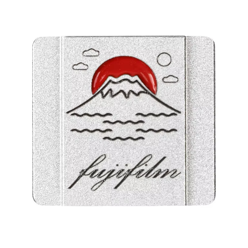 Fujifilm Blitzschuhabdeckung und Auslöseknopf aus Aluminiumlegierung in Silber als Staubschutz Kamerazubehör für XS20, XT50, X100VI, XT4, XT5 und XT20 - Bild 6