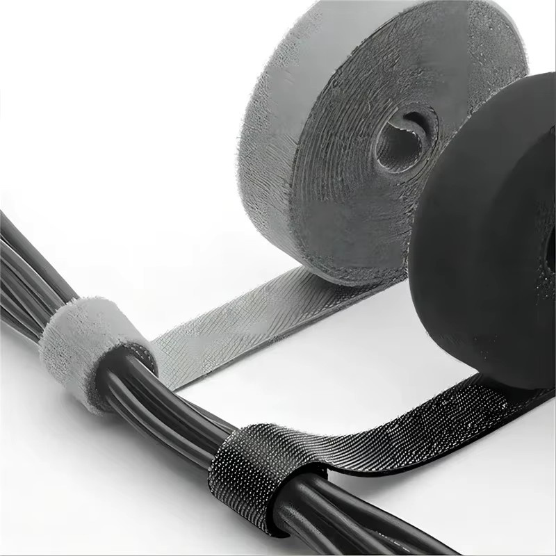 VIKEFON Klettverschluss-Kabelorganizer als Kabelbinder für USB-Kabel, Kopfhörer und Maus in Schwarz, 5m - Bild 2