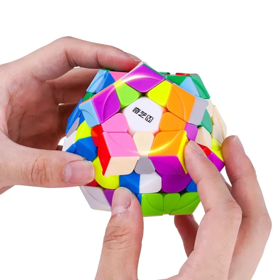 QiYi QiHeng 3x3 Megaminx, Puzzlespielzeug, Schwarz, magnetisch, stickerless - Bild 2