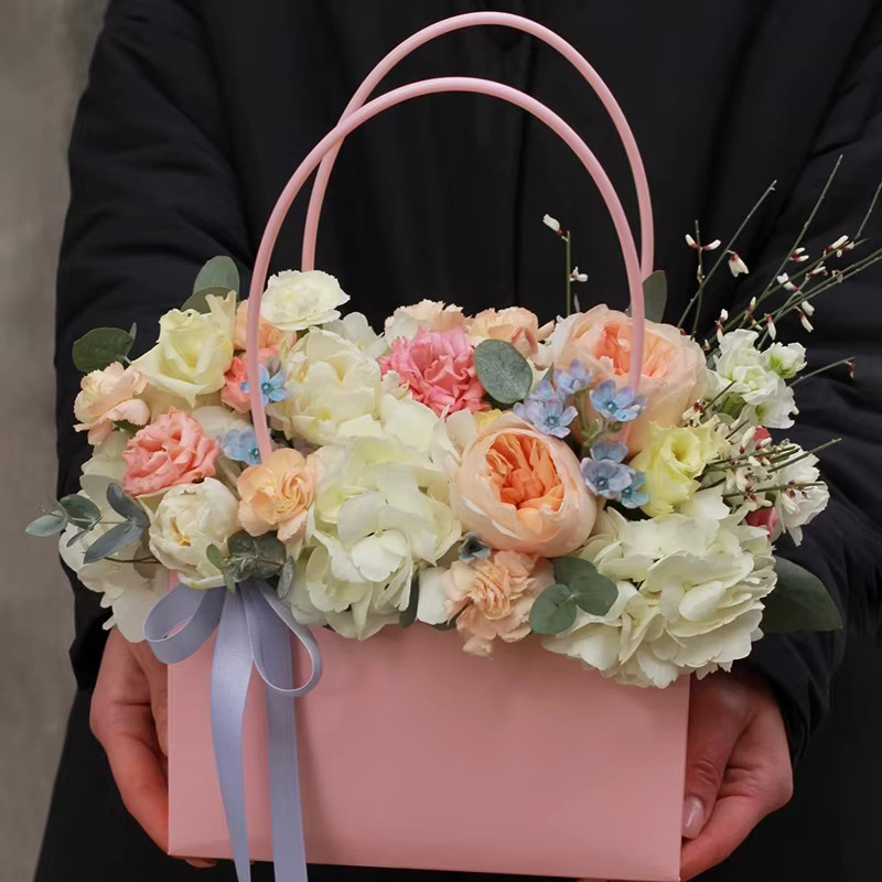 Tragbare Blumenbox aus Kraftpapier von joy-enlife in Braun für Hochzeiten, Partys und Geburtstagsfeiern - Bild 2