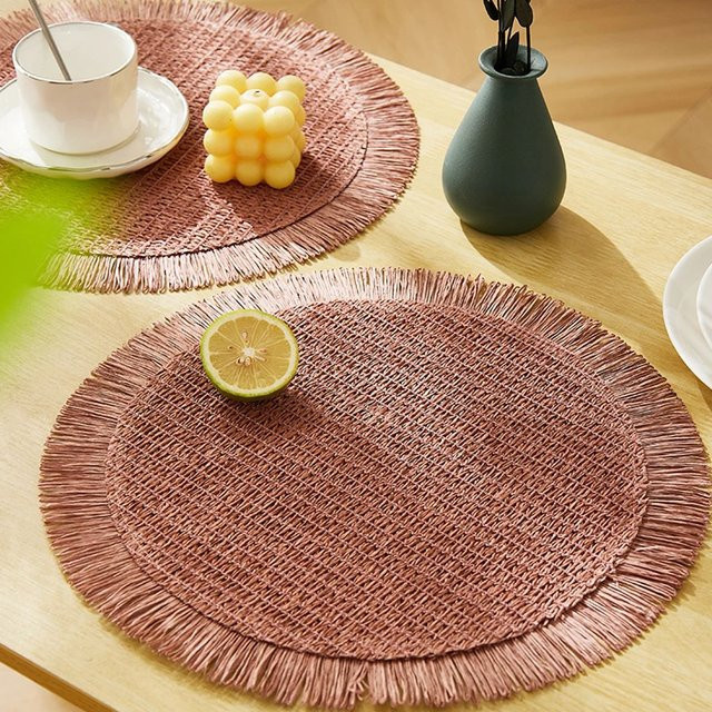 Set mit 4 runden Tischsets im Boho-Stil aus gewebtem Papier in Grün und Pink - Bild 1