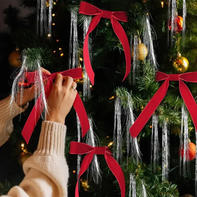 12 Stück rote Samtschleifen im Vintage-Stil für deine Weihnachtsdekoration und Geschenkverpackung - Bild 1