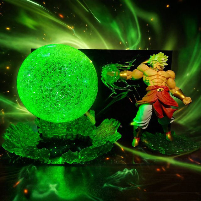 Bandai Dragon Ball Z Dragon Ball Super Super Saiyan Broly, Actionfigur, LED-Lampe, Kunststoff - Bild 1