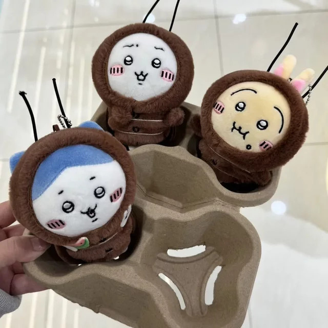 Bandai Japanischer Anime Jiyi Bug Cosplay Plüsch-Schlüsselanhänger, Usagi Hachiware Insekten-Kostüm, Taschenanhänger - Bild 1