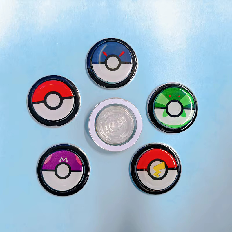 TAKARA TOMY Pokemon Pokeball Handygriffhalter in Rot als tragbarer Pop-Socket-Mobilständer für dein Smartphone - Bild 2