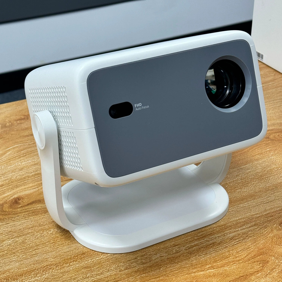 LYNCAST L018AR Smart Projektor mit Android 14, Native 1080P Full HD, 4K Unterstützung und Bluetooth 5.4, Tragbar, Weiß - Bild 4