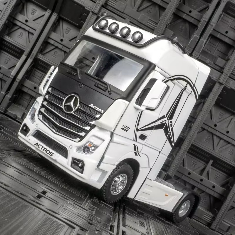ACIROS LKW Legierung Druckguss, Spielzeugauto, 1:36, mit Sound und Licht - Bild 4