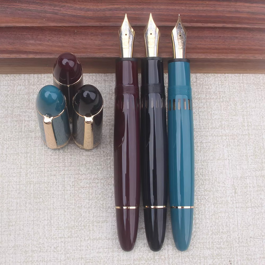Wing Sung 630 Limited Kugelschreiber aus Resin in Gelb mit goldenem Clip und 0,5mm Feder - Bild 1