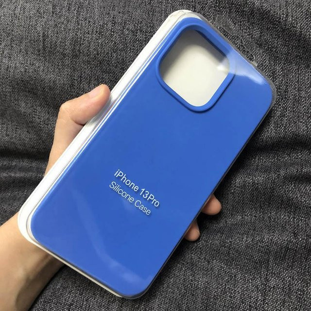 Stoßfeste Silikonhülle von KH Mobile Phone Accessories für iPhone 15 14 13 12 11 Pro Max in Blau - Bild 1