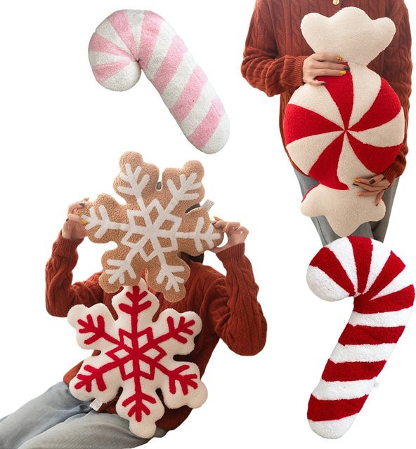 Weihnachtliches Wurfkissen mit Stern- und Streifenmuster in Braun - Bild 1