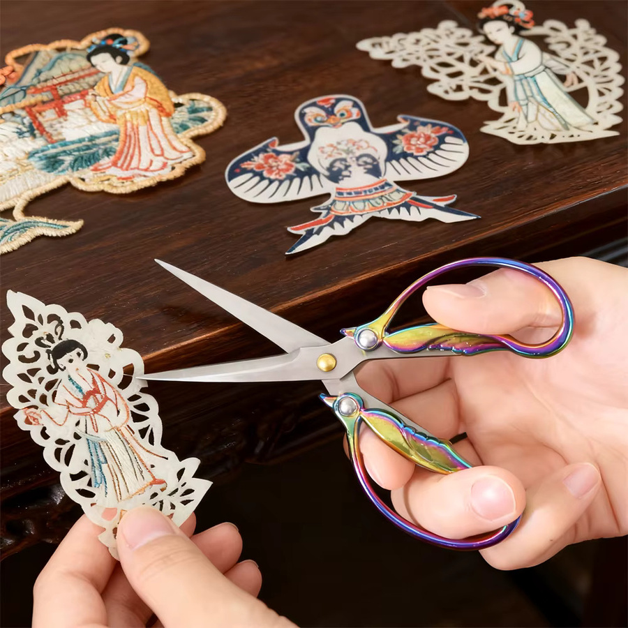 Vintage Stickschere aus Metall für Nähen und DIY-Handwerk - Bild 3