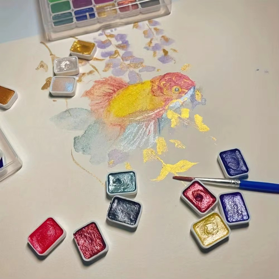 Aquarell-Malset mit 20 Farben in einer tragbaren Metallbox inklusive glitzernden Perlen für DIY-Nagelkunst und künstlerische Gestaltungen in Multicolour - Bild 4