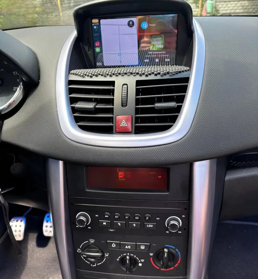 Android Autoradio mit Wireless CarPlay und Bluetooth für Peugeot 207 207CC in Schwarz - Bild 1
