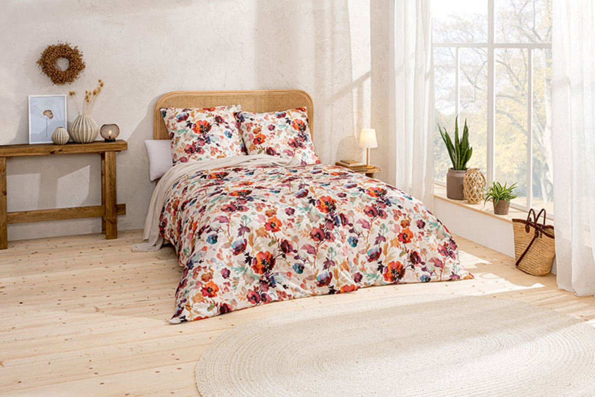 Estella Mako Jersey Bettwäsche Sanna Blüten Aquarell Rot Orange mit Bettbezug und Kissenbezug, B/T/H: 155 x 220 cm und 80 x 80 cm - Bild 1