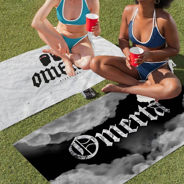 Singer O-Omerta 47 R-Records Mikrofaser-Strandtuch in Weiß, super saugfähiges und schnell trocknendes Pool-Handtuch für Damen und Herren - Bild 1