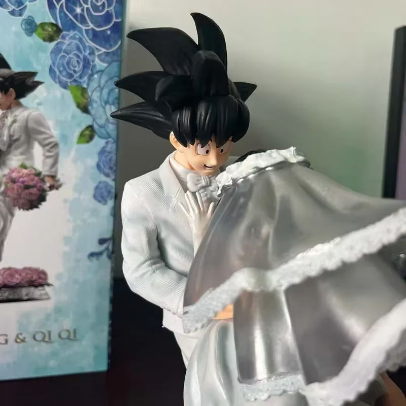 Bandai Dragon Ball Z Son Goku und Chichi Hochzeitsversion Actionfigur aus Kunststoff, Höhe: 31 cm, Weiß - Bild 5