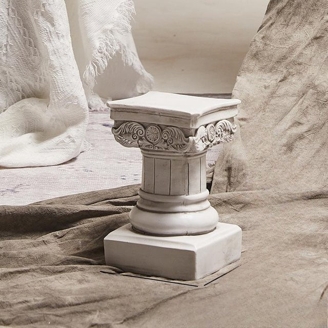 Yiran Furniture Retro Nordischer Engel Ornament als Römisches Säulenmodell Statue in Weiß aus Harz - Bild 1