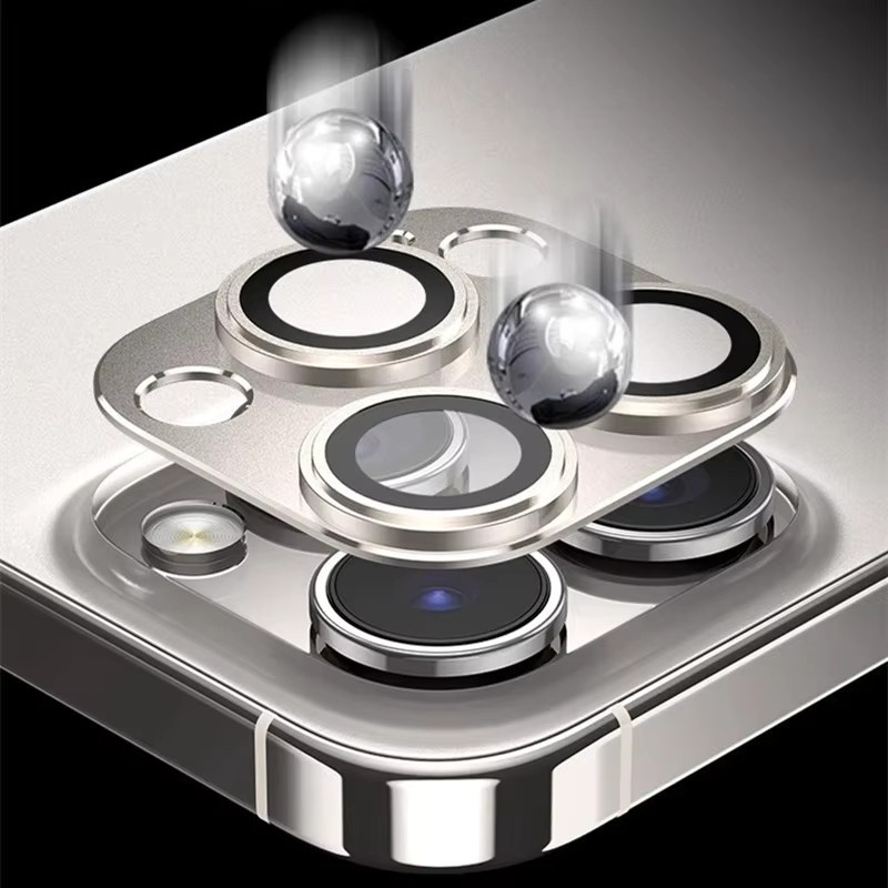 Metall-Kameraschutz für iPhone 15 16 Pro Max und 15 Plus in Silber mit gehärtetem Glas und vollständiger Abdeckung aus Legierung - Bild 2