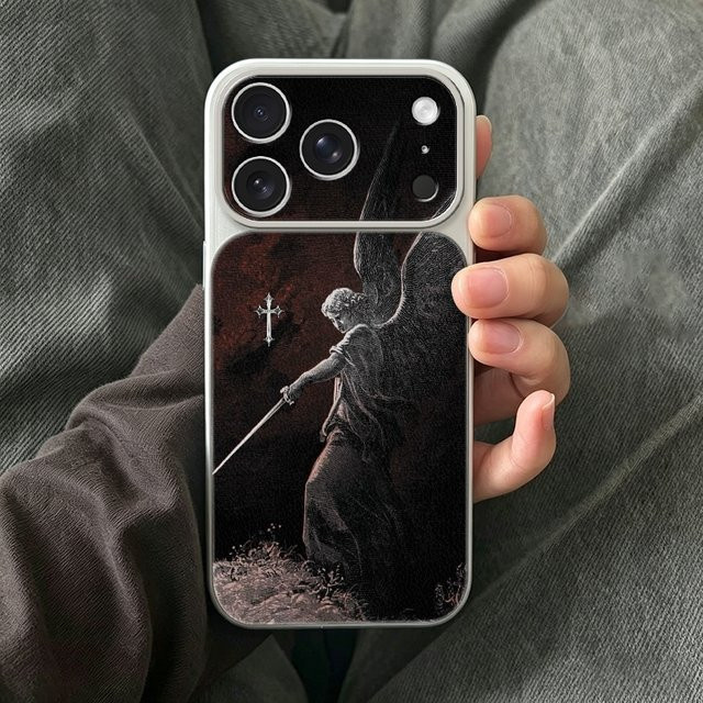 Handyhülle Dunkle Gefallene Engel Kreuz für iPhone 11 bis iPhone 17 Pro Max in Schwarz aus TPU und Kunstleder-Textur - Bild 1