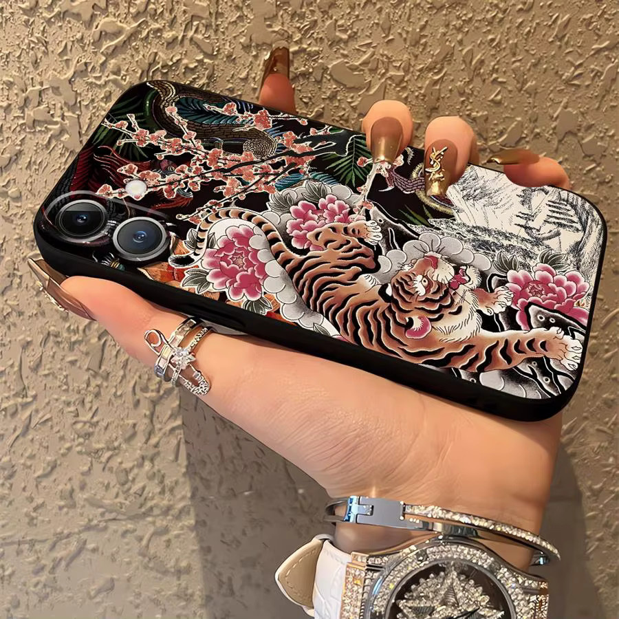 Weiche Handyhülle im Tiger-Design für Apple iPhone Modelle in Schwarz und Multicolour - Bild 4