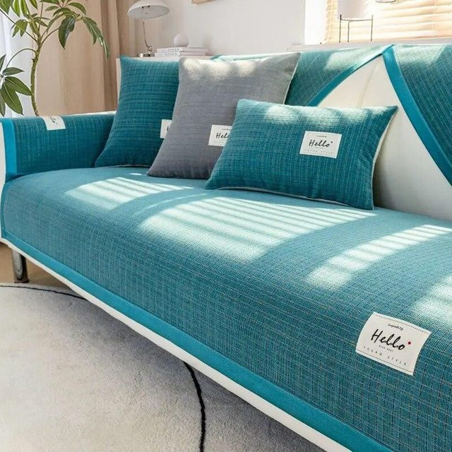 Rutschfester Sofabezug aus Baumwolle und Leinen in Blau mit grafischem Design, B/B: 110 x 160 cm - Bild 1