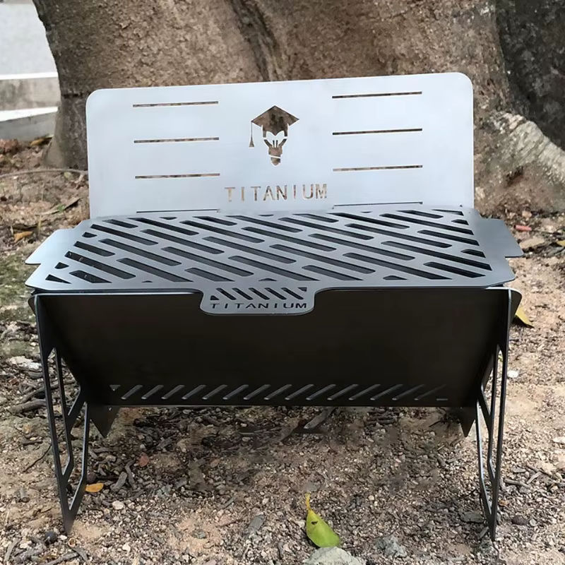 Smilodon Tragbarer Titan Holzkohlegrill für Camping und Outdoor in Silber - Bild 5