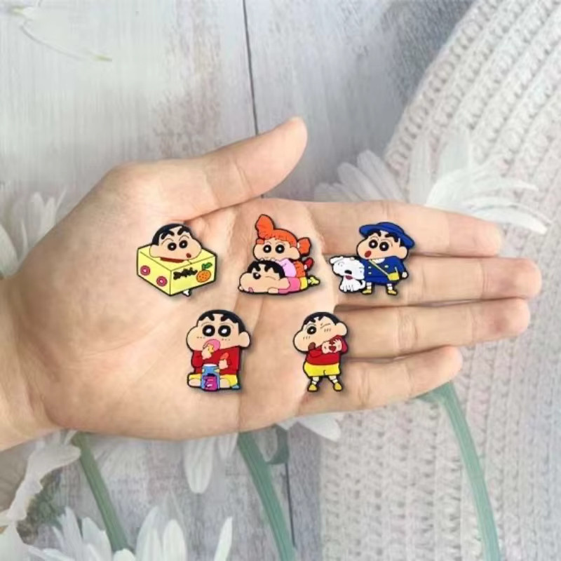 Miniso Clogs Charms, Crayon Shin-Chan, Cartoon - Bild 4