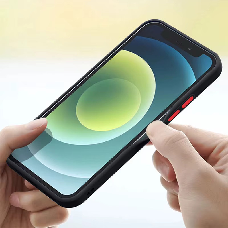Luxus Silikon Schutzhülle für Xiaomi 17 und Xiaomi 17 Pro Max, transluzent und stoßfest, Farben: Transparent oder Schwarz - Bild 3