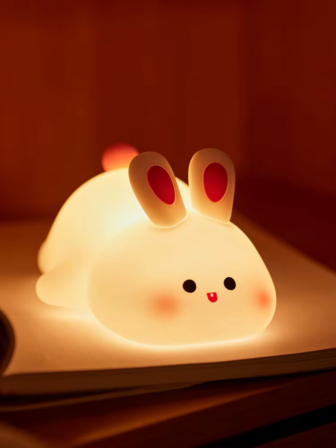 Dimmbares LED Hasen-Nachtlicht in Weiß, wiederaufladbare Touch-Lampe mit 3 Helligkeitsstufen - Bild 3