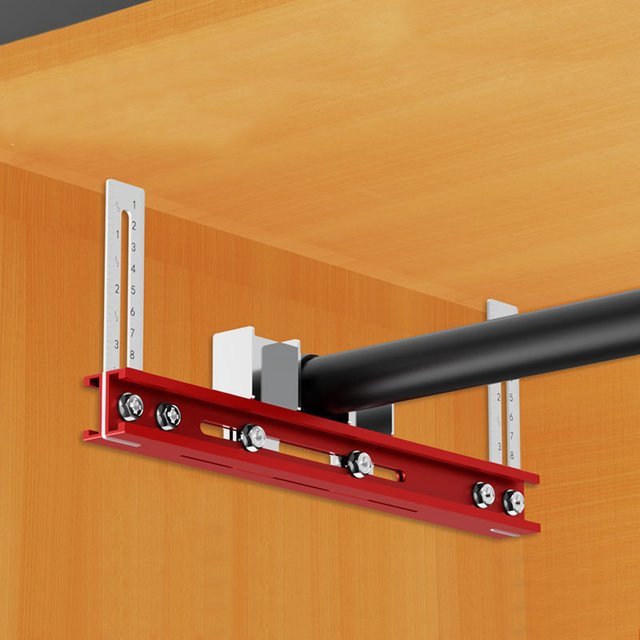 Stanzpositionierlineal aus Aluminiumlegierung in Rot für die Installation von Garderoben-Auslegern und Aufhängungsstangen zur Bohrortung - Bild 1
